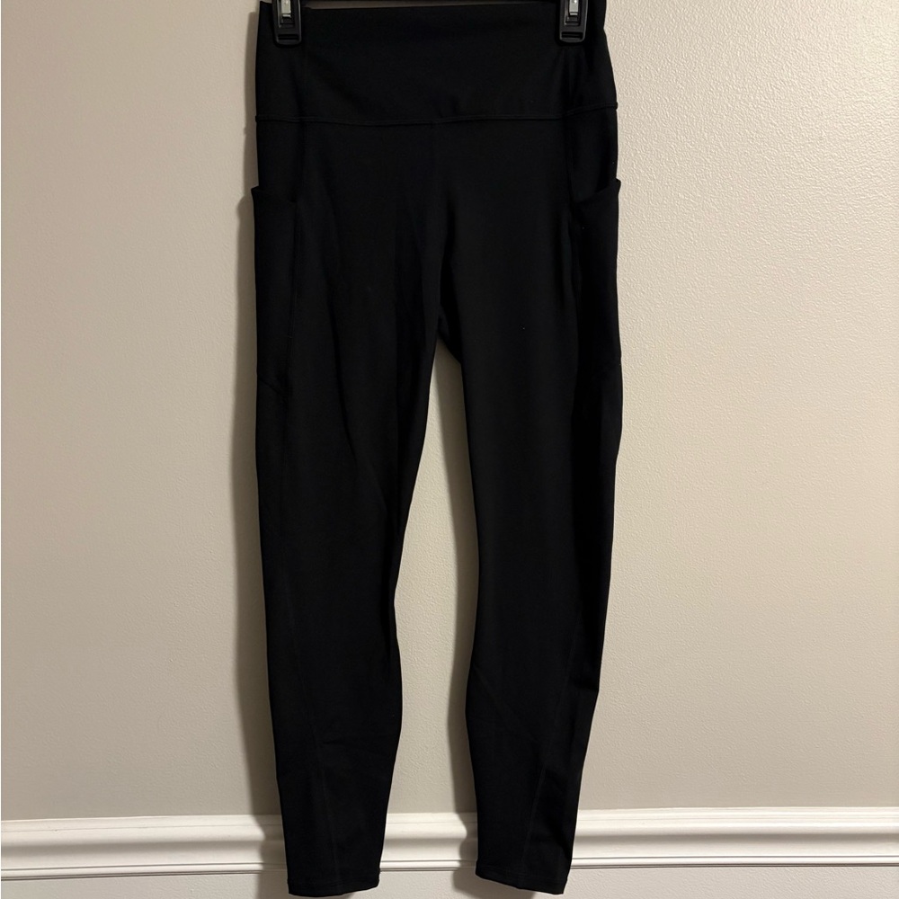 Fabletics Classic Black Activewear Leggings With Side Pockets